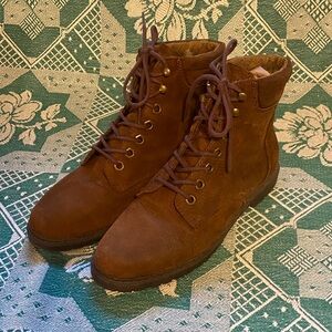 Arizona Jean Company Chestnut Lace-Up Boots